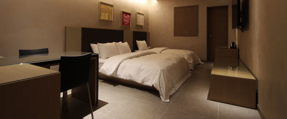 Antives Hotel コヤン エクステリア 写真